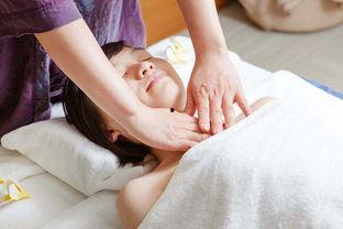 女人胸部按摩视频