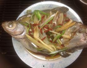 清蒸武昌鱼的做法大全视频,传统美味，简单易学的烹饪秘籍